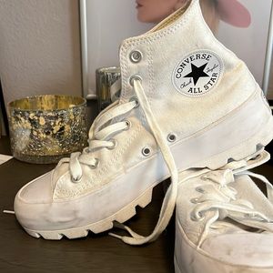 White Chuck Taylor all star lugged - converse - AS IS IN CURRENT CONDITION